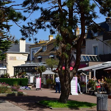 Appt Lumineux - Avec Balcon A 400M De La Plage クルル・シュル・メール エクステリア 写真